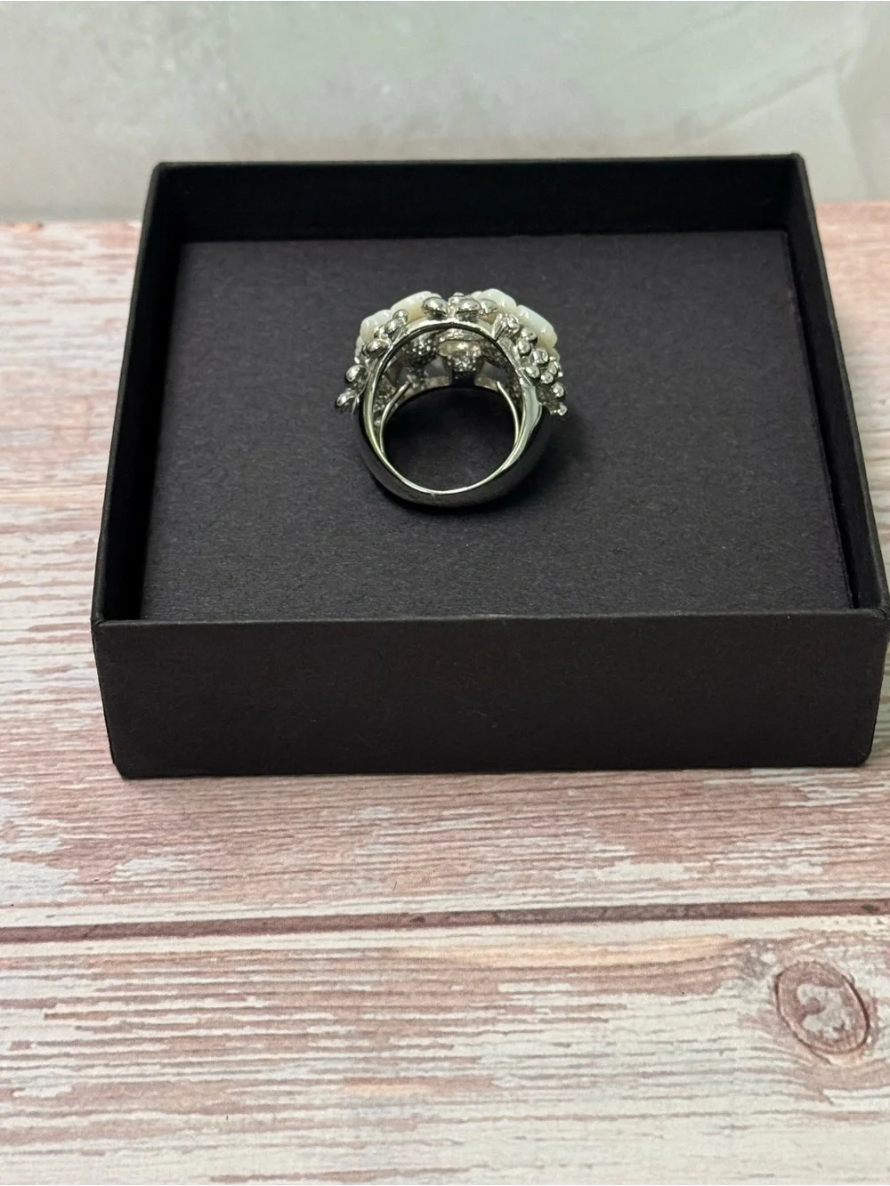 Floral Synthetic Mother-of-Pearl Cluster Ring - Size 8
